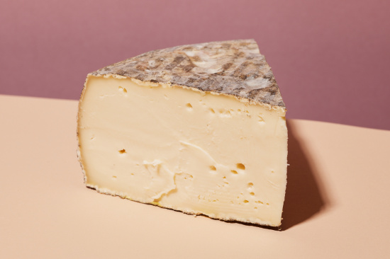 Bergkse, Tomme de Montagne d`Auvergne (A.O.C.)
